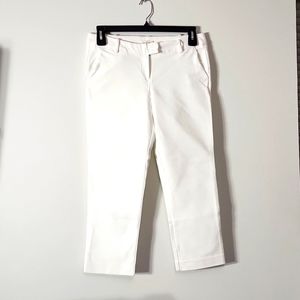 Women's Capris Pants, white. size (8)